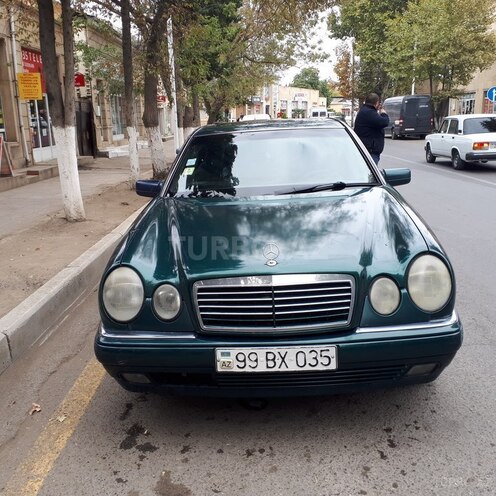 Mercedes E 230 1997, 258,000 km - 2.3 l - Qazax