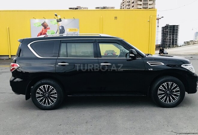 Nissan Patrol 2013, 130,000 km - 5.6 л - Bakı