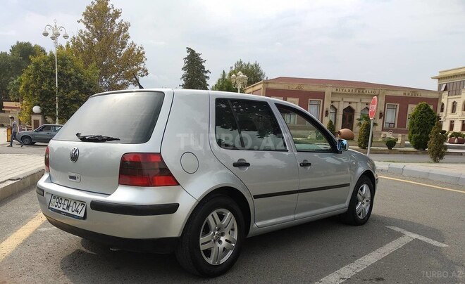 Volkswagen Golf 2000, 245,000 km - 1.6 л - Bərdə