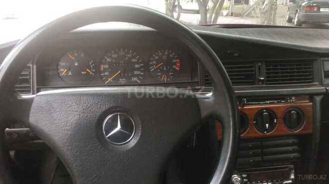 Mercedes 190 1991, 352,172 km - 2.0 л - Bakı
