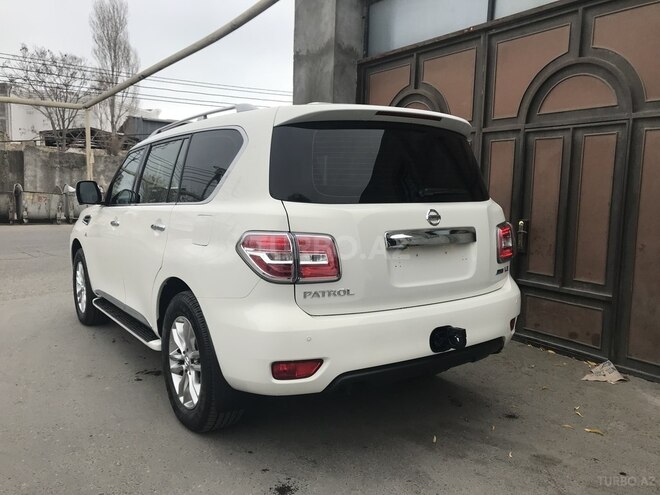 Nissan Patrol 2013, 80,000 km - 5.6 l - Bakı
