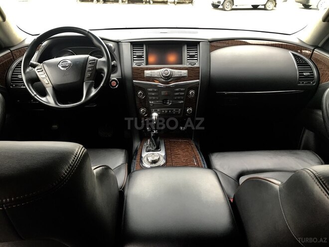 Nissan Patrol 2013, 80,000 km - 5.6 l - Bakı