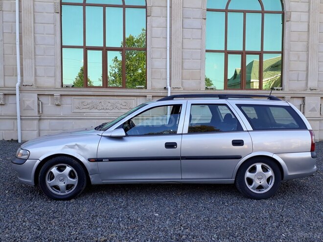 Opel Vectra 1998, 230,777 km - 2.0 л - Masallı