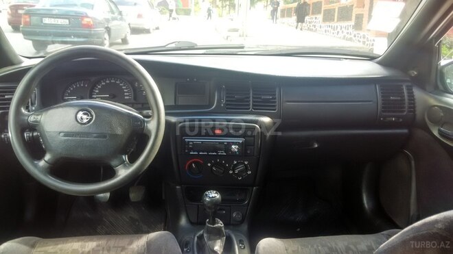 Opel Vectra 1999, 242,664 km - 1.6 l - Zaqatala