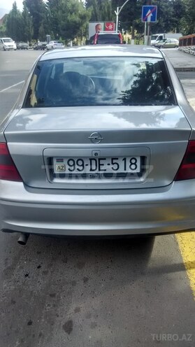 Opel Vectra 1999, 242,664 km - 1.6 l - Zaqatala