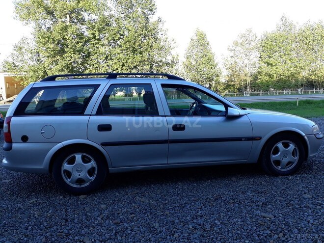 Opel Vectra 1998, 230,777 km - 2.0 л - Masallı