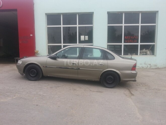 Opel Vectra 1996, 321,258 km - 1.8 l - Sumqayıt