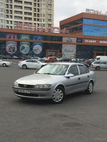 Opel Vectra 1999, 316,000 km - 1.6 l - Bakı