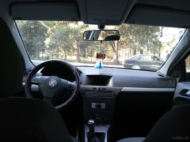 Opel Astra 2005, 2,401,235 km - 1.4 l - Mingəçevir