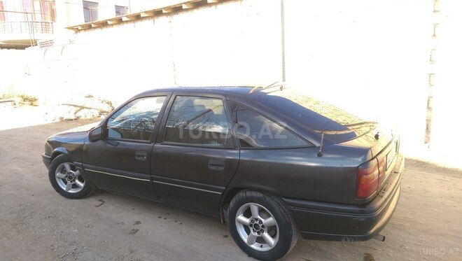 Opel Vectra 1994, 266,000 km - 2.0 l - Bakı
