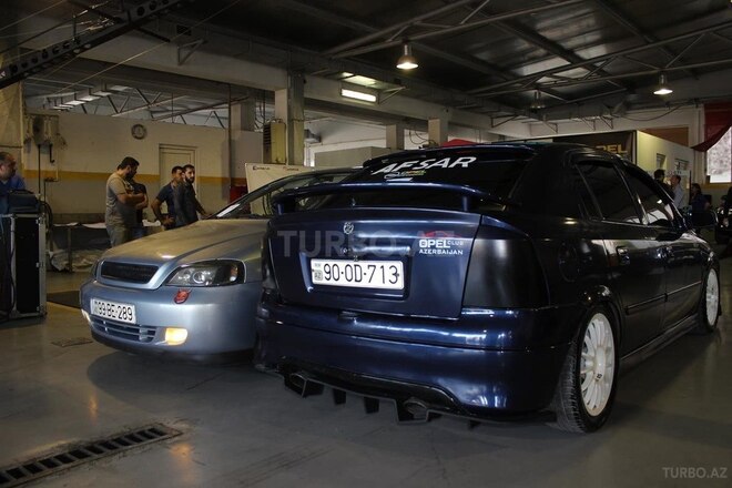 Opel Astra 2002, 250,000 km - 2.2 l - Bakı