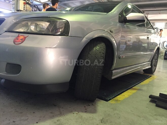 Opel Astra 2002, 250,000 km - 2.2 l - Bakı