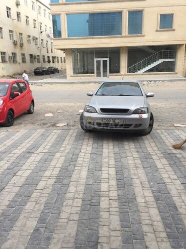 Opel Astra 2002, 250,000 km - 2.2 l - Bakı