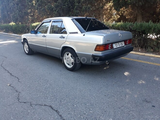 Mercedes 190 1989, 252,000 km - 2.0 l - Sumqayıt