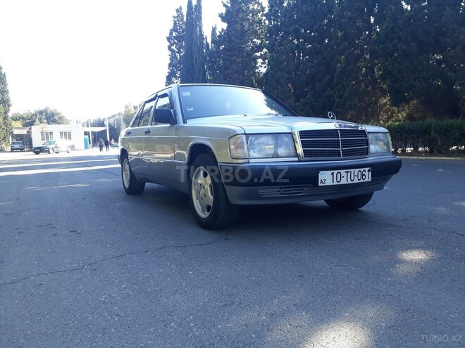 Mercedes 190 1989, 252,000 km - 2.0 l - Sumqayıt