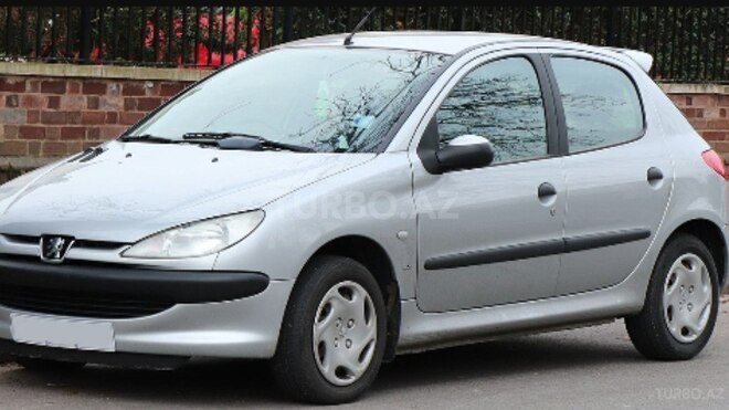 Peugeot 206 2004, 250,000 km - 1.4 l - Bakı