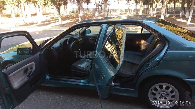 BMW 316 1994, 220,000 km - 1.6 l - Sumqayıt