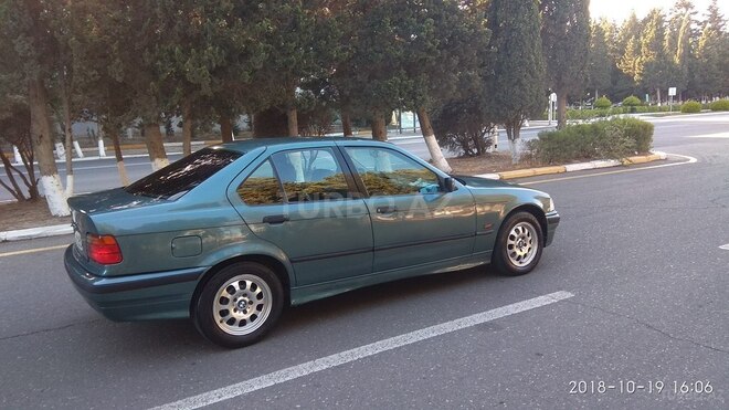 BMW 316 1994, 220,000 km - 1.6 l - Sumqayıt