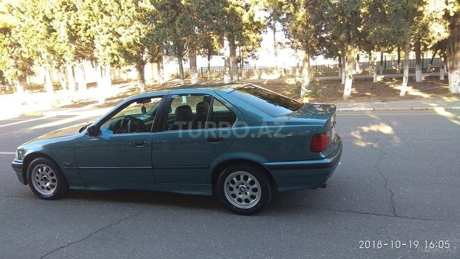 BMW 316 1994, 220,000 km - 1.6 l - Sumqayıt