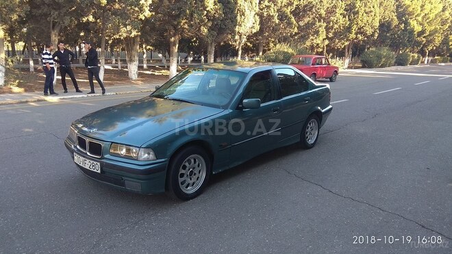 BMW 316 1994, 220,000 km - 1.6 l - Sumqayıt