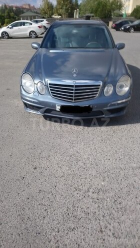 Mercedes E 320 2005, 177,000 km - 3.2 l - Bakı