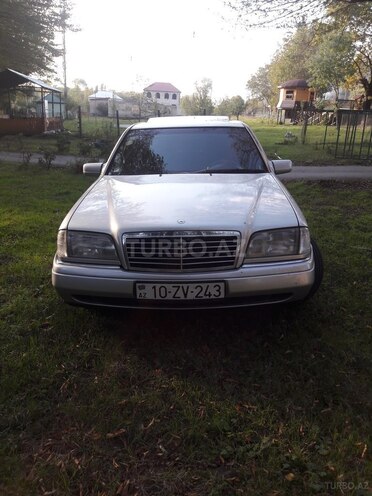 Mercedes C 200 1995, 256,000 km - 2.0 l - Bakı