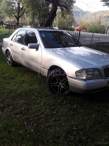 Mercedes C 200 1995, 256,000 km - 2.0 l - Bakı