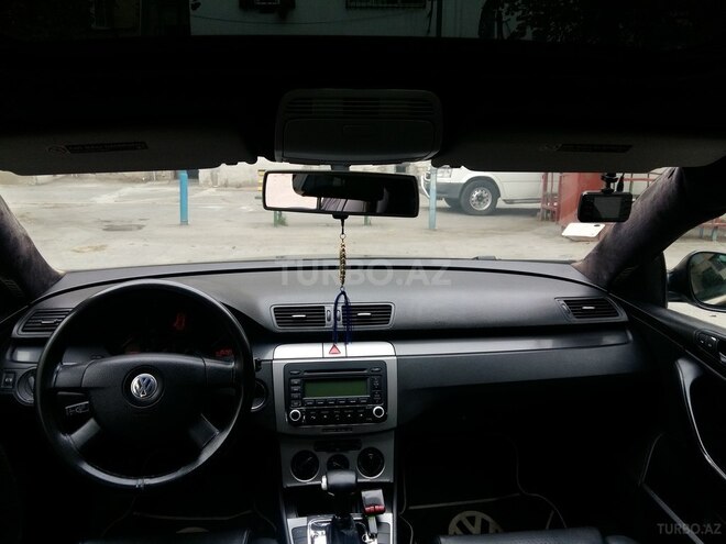 Volkswagen Passat 2005, 270,110 km - 2.0 l - Bakı