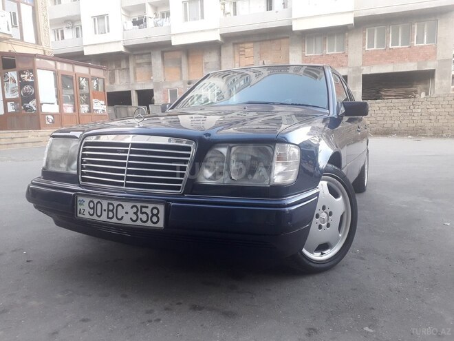 Mercedes E 220 1994, 330,000 km - 2.2 l - Bakı