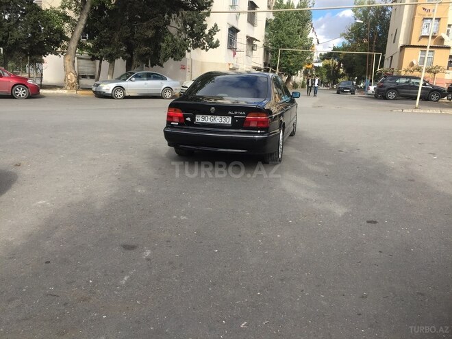 BMW 523 1998, 256,000 km - 2.5 l - Bakı