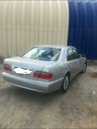 Mercedes E 200 2000, 225,000 km - 2.0 l - Bakı