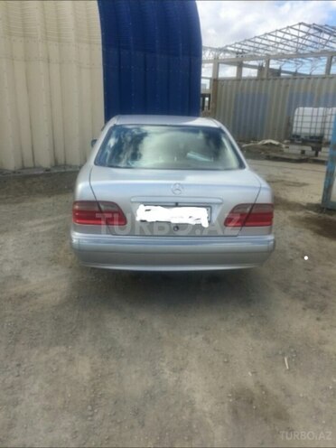 Mercedes E 200 2000, 225,000 km - 2.0 l - Bakı