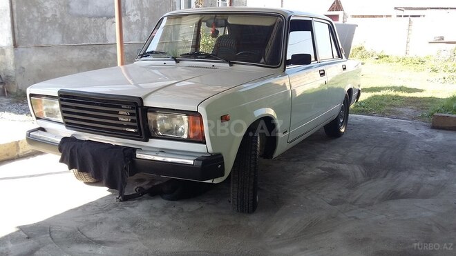 LADA (VAZ) 2107 2009, 126,521 km - 1.6 l - Qax