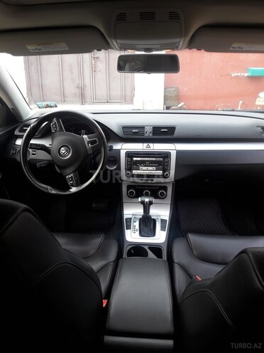 Volkswagen Passat 2010, 204,000 km - 2.0 l - Bakı