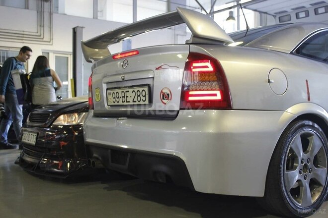 Opel Astra 2002, 250 km - 2.2 l - Bakı