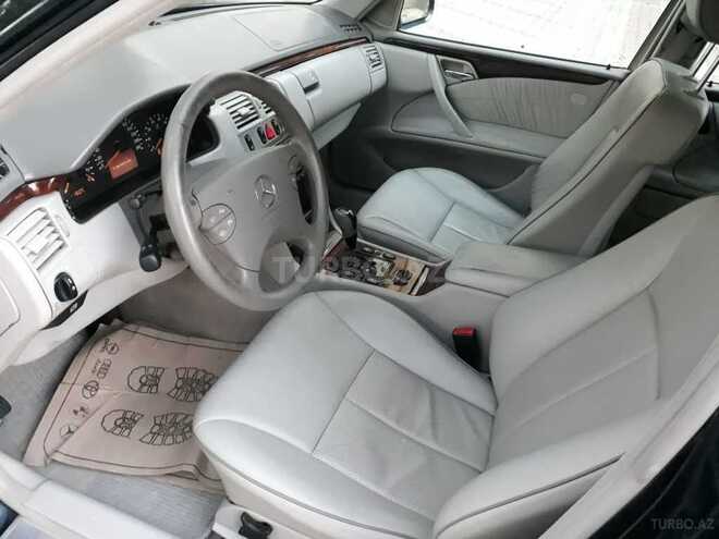 Mercedes E 240 2000, 229,000 km - 2.4 л - Şəmkir