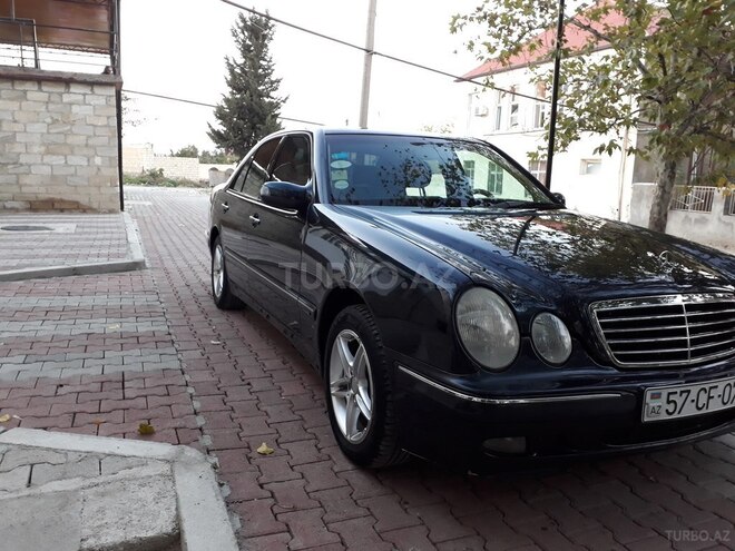 Mercedes E 240 2000, 230,000 km - 2.4 л - Şəmkir