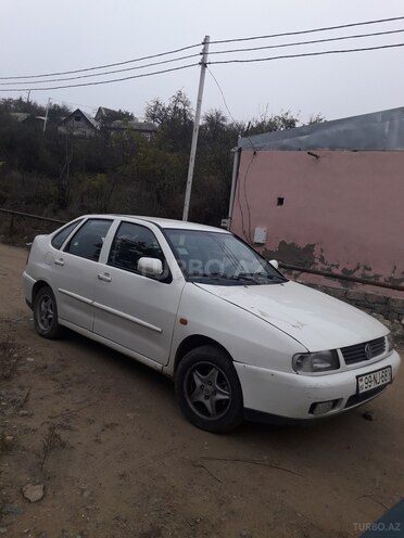 Volkswagen Polo 1998, 222,000 km - 1.5 l - Şəmkir