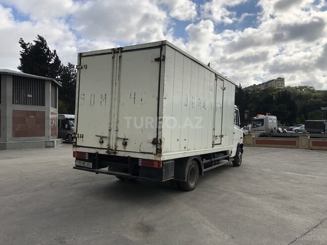 Mercedes 709 D 1999, 345,000 km - 2.9 л - Bakı