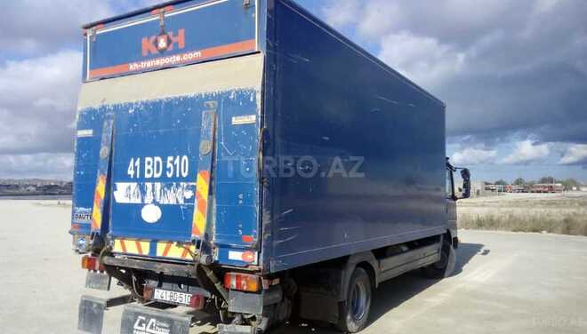 Mercedes Atego 818 2001, 370,741 km - 4.2 l - Bakı