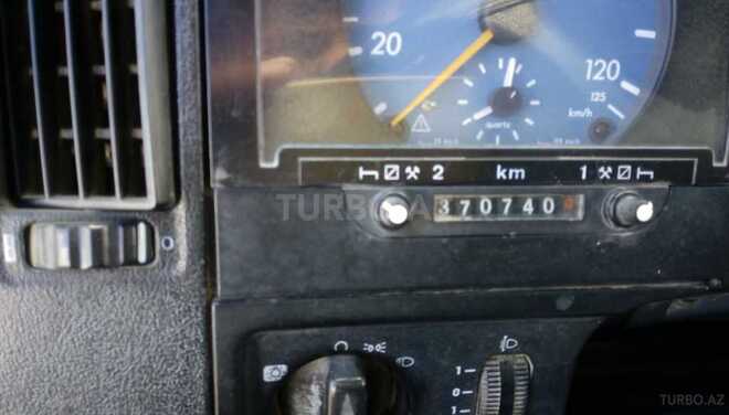Mercedes Atego 818 2001, 370,741 km - 4.2 l - Bakı
