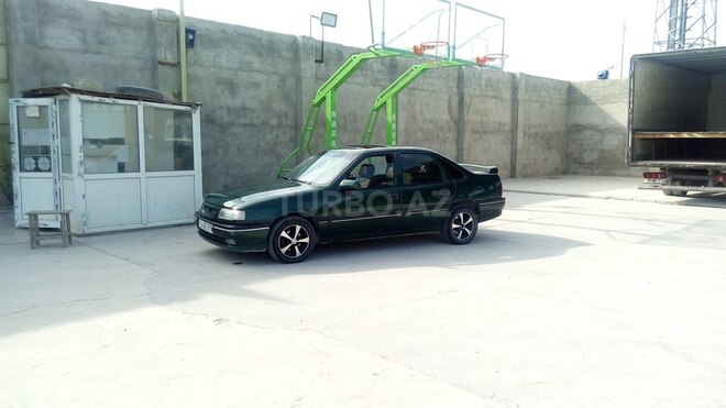 Opel Vectra 1995, 430,000 km - 2.0 l - Bakı