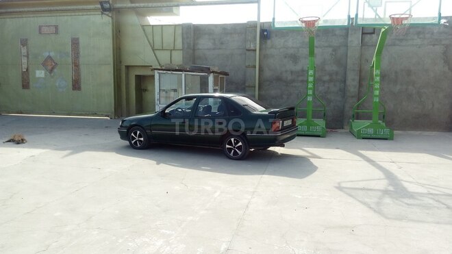 Opel Vectra 1995, 430,000 km - 2.0 l - Bakı