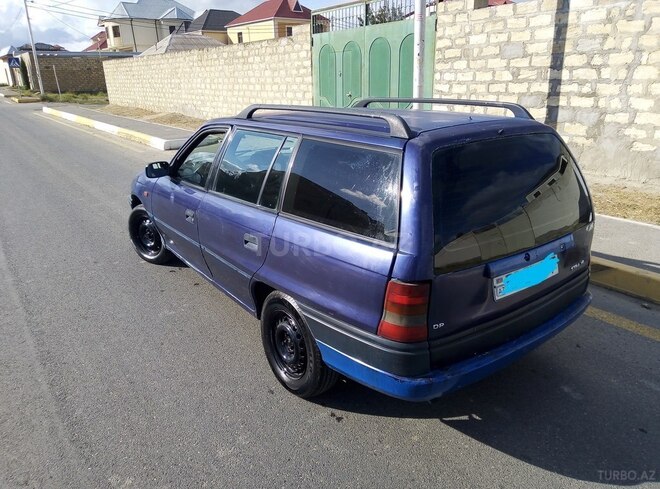 Opel Astra 1996, 488,000 km - 1.6 l - Sumqayıt