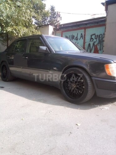 Mercedes E 420 1993, 160,000 km - 0.5 l - Bakı