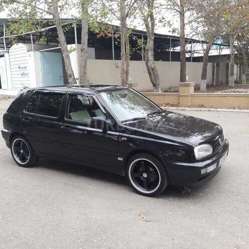 Volkswagen Golf 1997, 107,500 km - 1.6 l - Xaçmaz