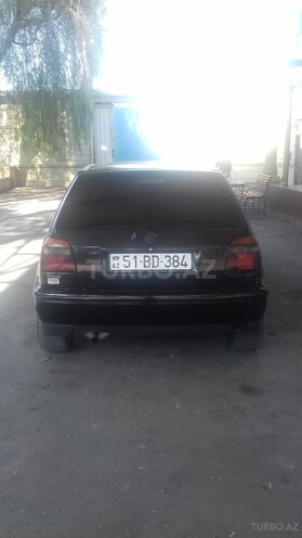 Volkswagen Golf 1997, 107,500 km - 1.6 l - Xaçmaz