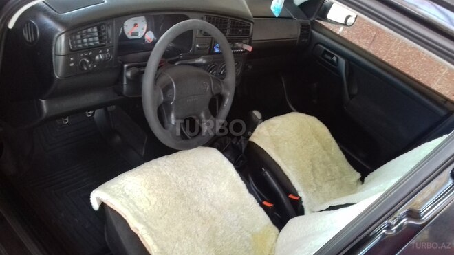 Volkswagen Golf 1997, 107,500 km - 1.6 l - Xaçmaz