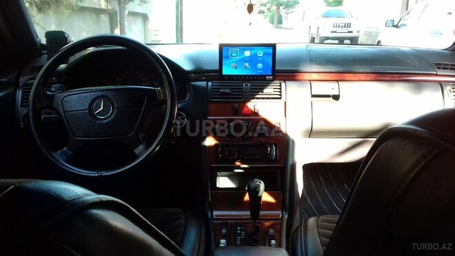 Mercedes E 230 1997, 370,000 km - 2.3 л - Bakı