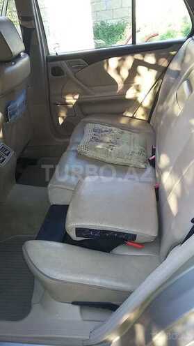 Mercedes E 280 2001, 352,000 km - 2.8 l - İsmayıllı